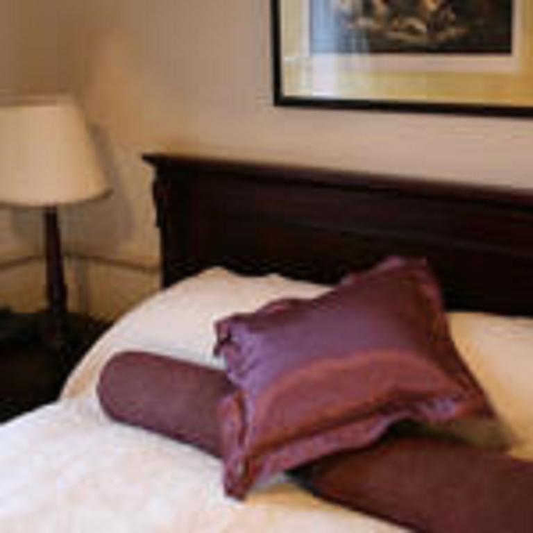Lord Milner Hotel Londen Buitenkant foto